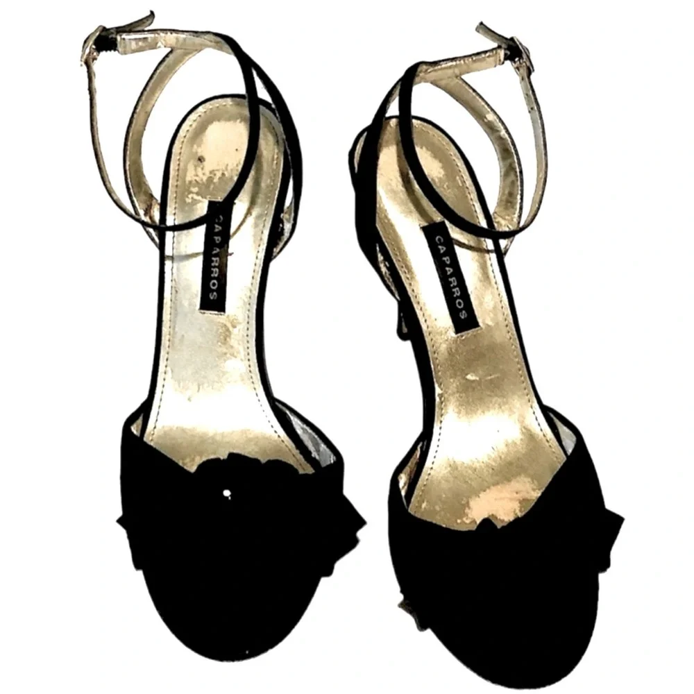 Elegant Black and Gold Women's Heels - Picture 2 of 7